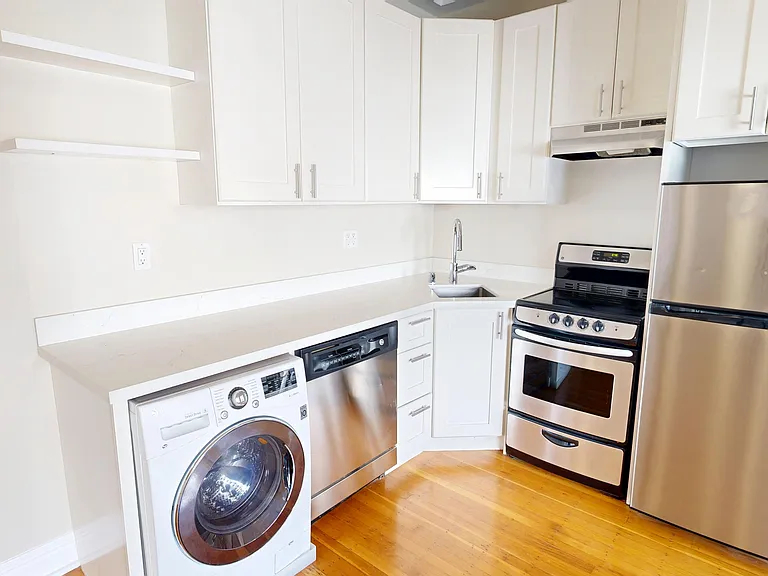 755 O'Farrell Street — Photo 14