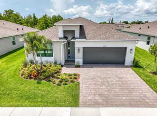 2071 NE Cedar St, Jensen Beach, FL 34957