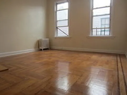 Rented by Link NY Realty | media 6