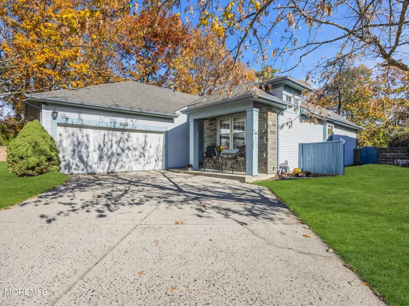 12 Thatcher Court, Jackson, NJ 08527