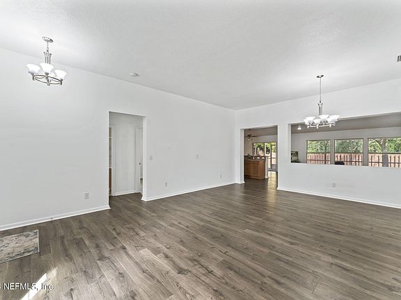 5th image of 208 BRANTLEY HARBOR DR Drive