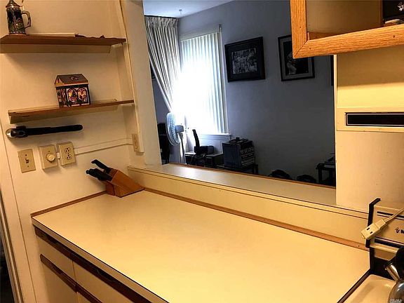 4th image of 21528 47th Ave APT 2D