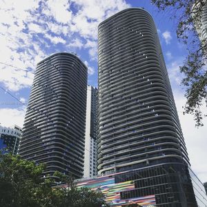 55 SW 9th St UNIT 2705, Miami, FL, 33129
