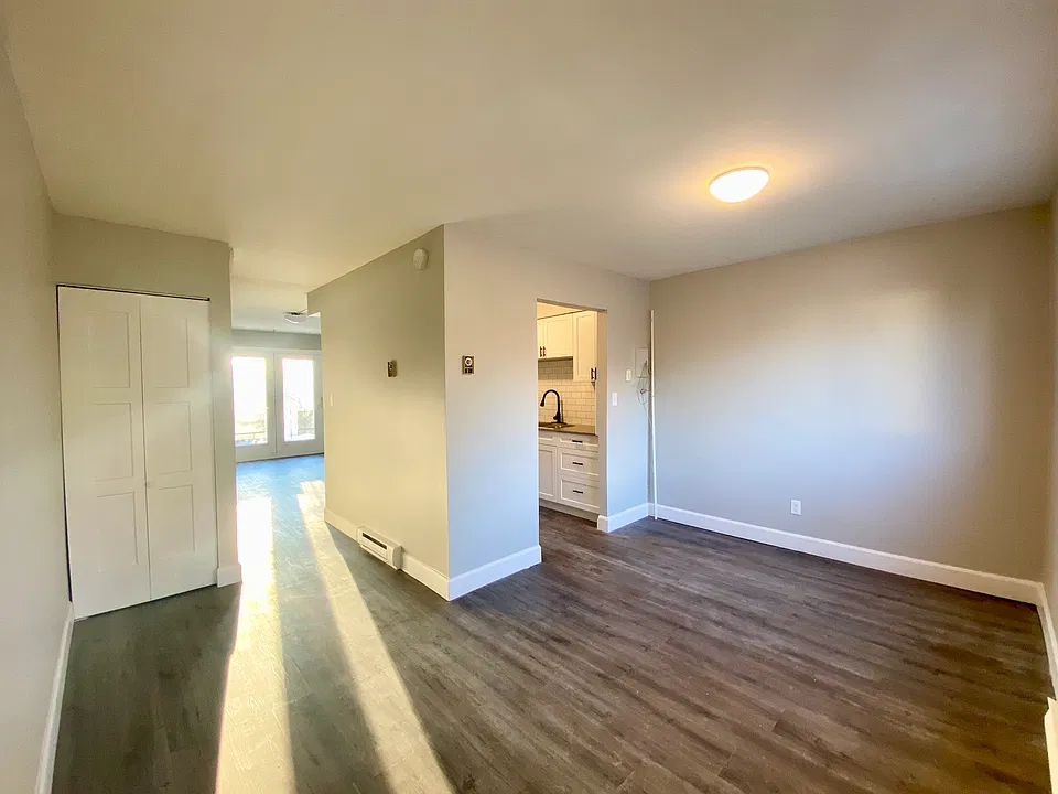 210 Park Ave E #7