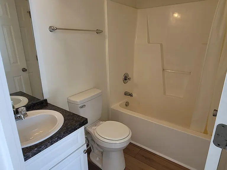 Northeast Arcadia Lakes — Photo 14