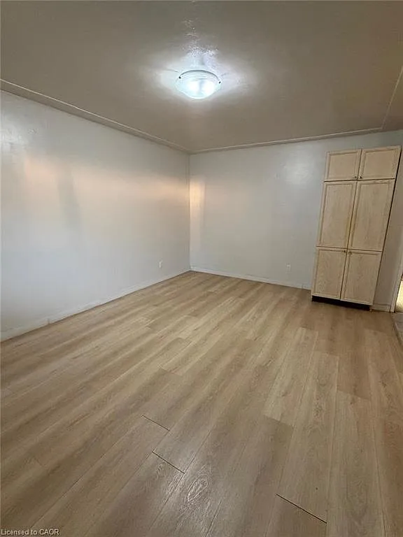 2 bed, 1.0 bath, $1,600 — Photo 2