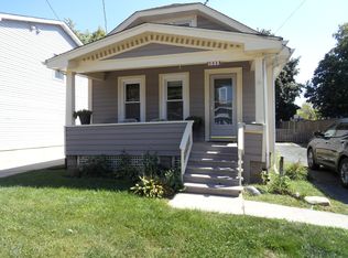 1022 Sard Ave, Aurora, IL 60506