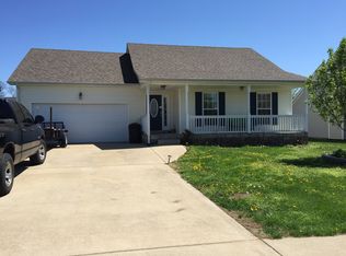 3669 Aurora Dr, Clarksville, TN 37040