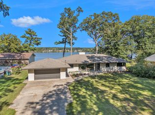 3840 Highgate Rd, Muskegon, MI 49441