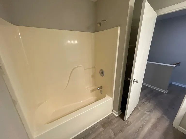1421 Risen Star Ct — Photo 21