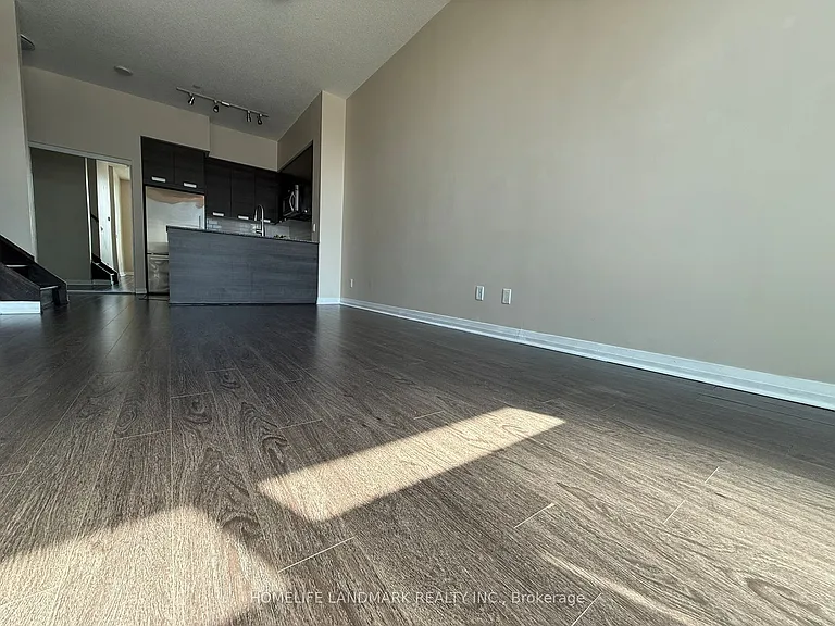 55 Eglinton Ave W #109 — Photo 11