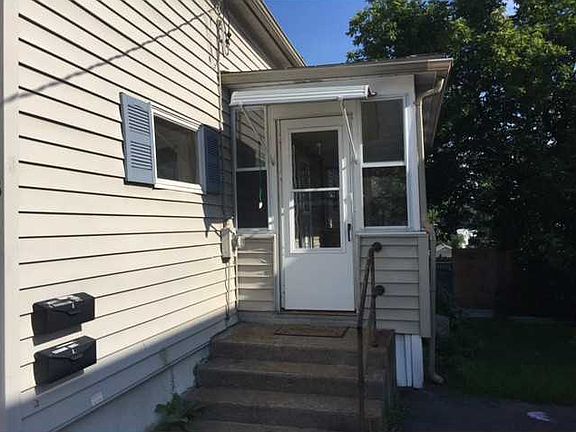 2nd image of 3 Woodside Ave