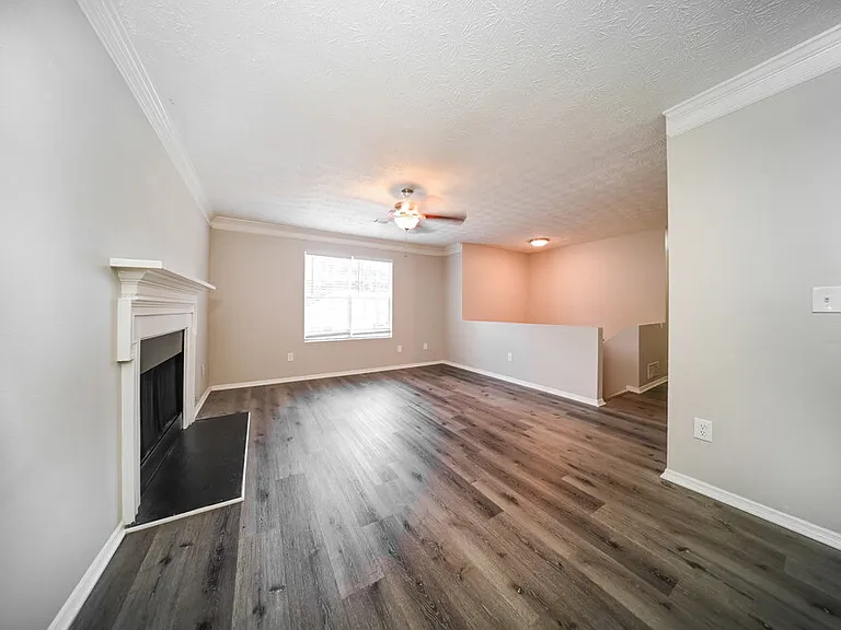 4919 Windsor Downs Dr — Photo 4