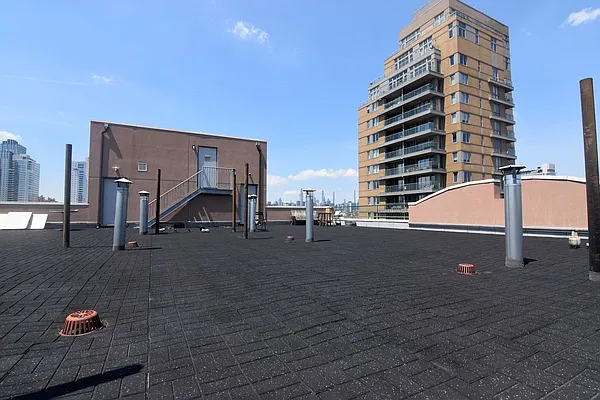 Rented by Triplemint | media 11