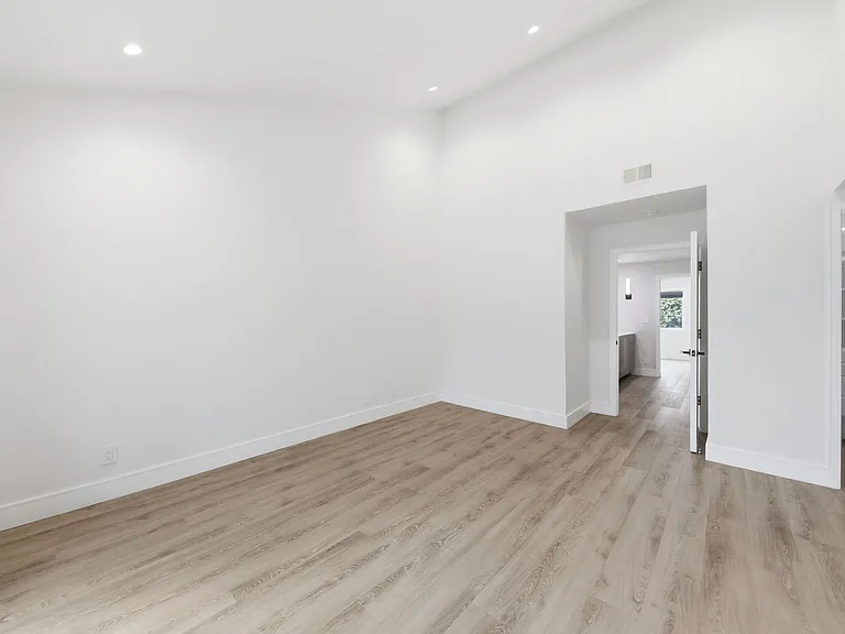 143 Ortega Ave — Photo 25