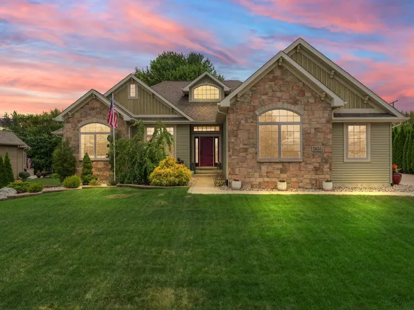 2655 Vivante Dr, Valparaiso, IN 46385