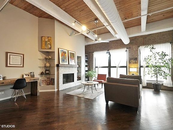 4th image of 1728 N Damen Ave APT 208