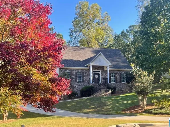 560 Altadena Dr, Gardendale, AL 35071