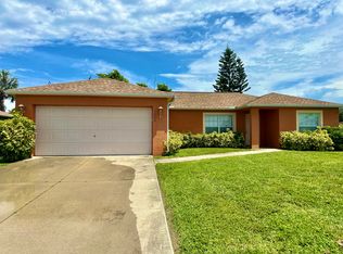 1205 SW 10th Pl, Cape Coral, FL 33991