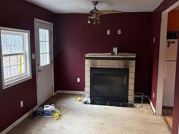 2nd image of 225 Foxbrook Ct