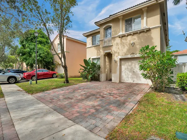 4073 Lake Tahoe Circle, West Palm Beach, FL 33409