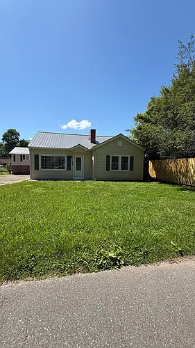 121 Bryson Ave Photo 1