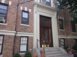 114 Saint Paul St APT A, Brookline, MA 02446