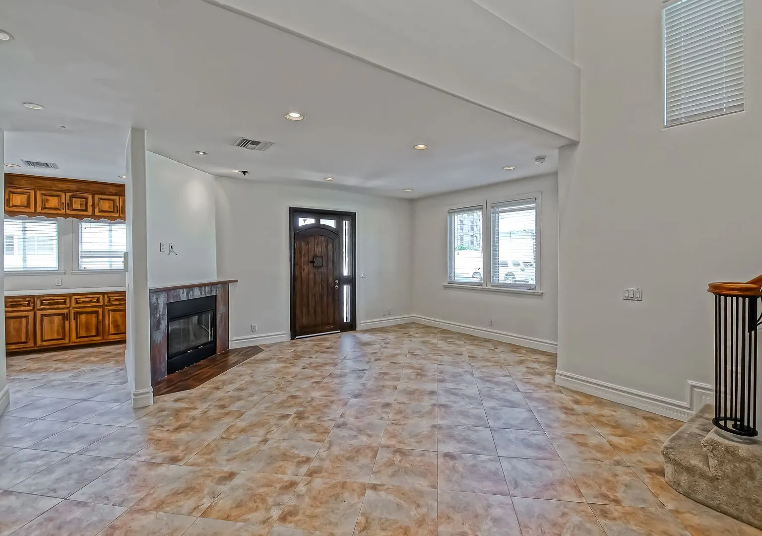 Spacious & Bright, Two-Story Home W/ Front Yard, Balcony & 2-Car Garage Close To Shopping, Freewa... — Photo 4