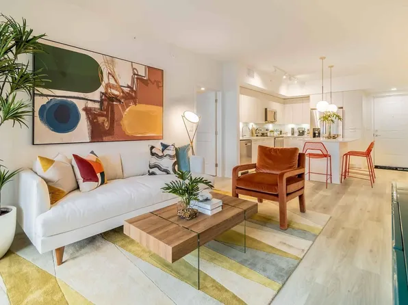 12385 SW 30th St #112, Hollywood, FL 33025