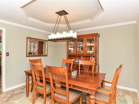 5th image of 8244 Fawnsbrook Dr