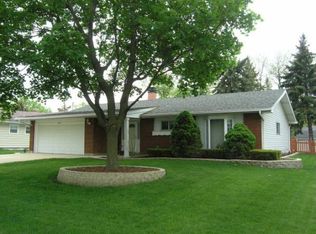 21W133 Kensington Rd, Lombard, IL 60148