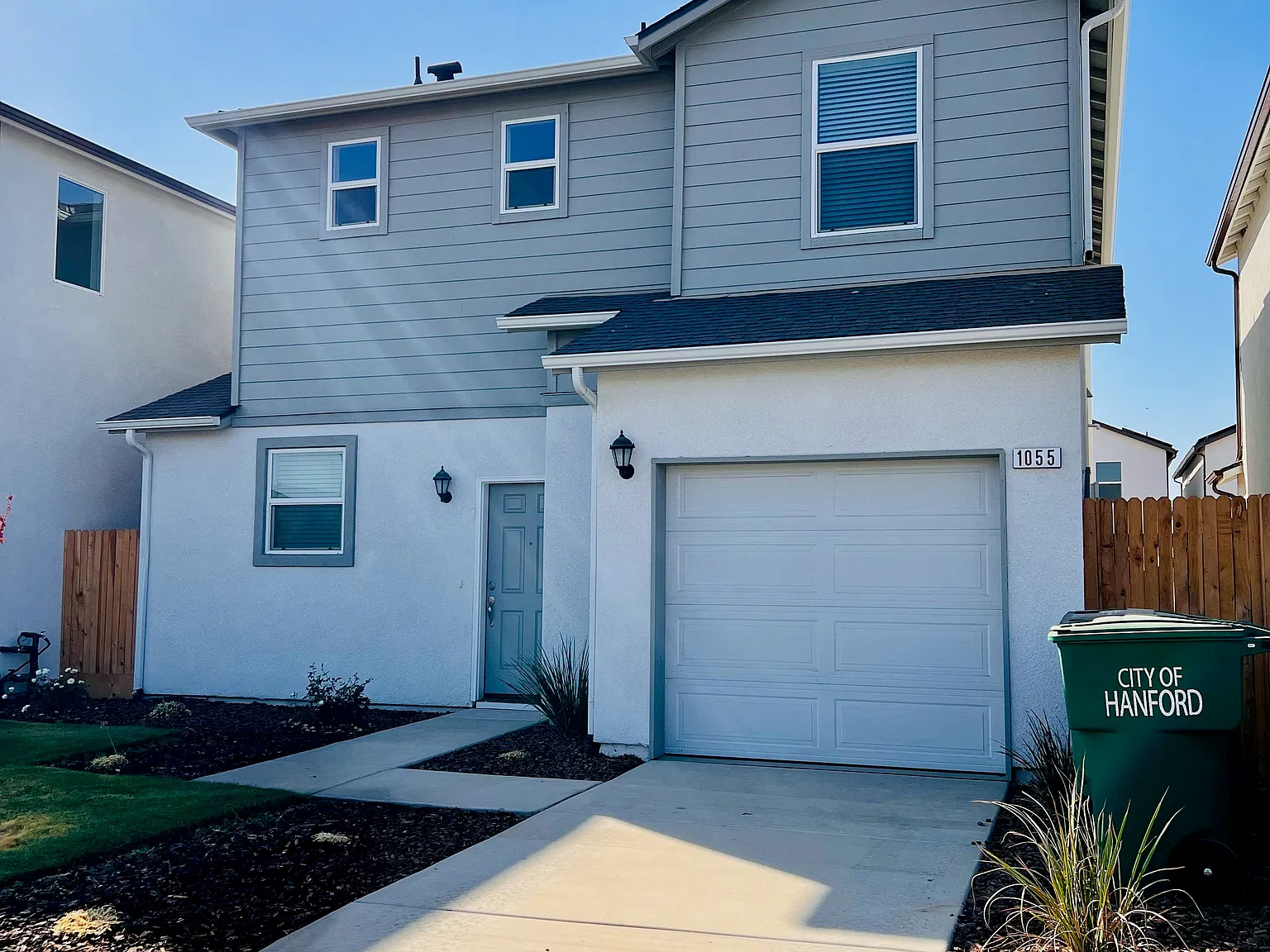 4 bed, 2.5 bath, 1480 sqft, $800 — Photo 3