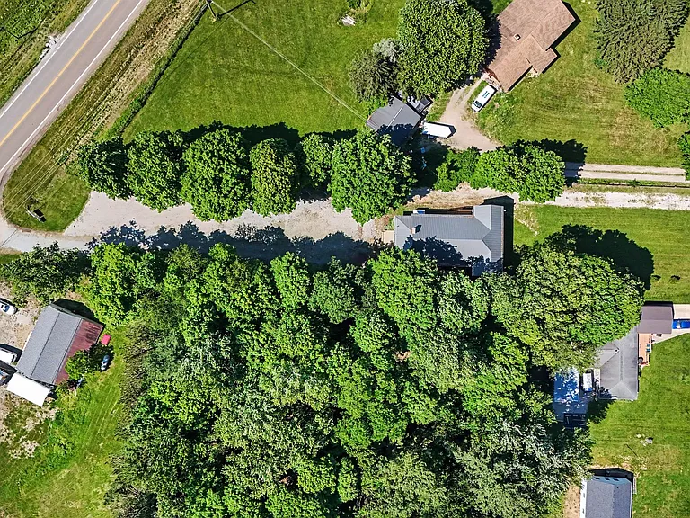 9030 Columbus Rd — Photo 30
