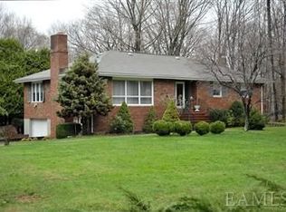 36 Valley Pond Rd, Katonah, NY 10536