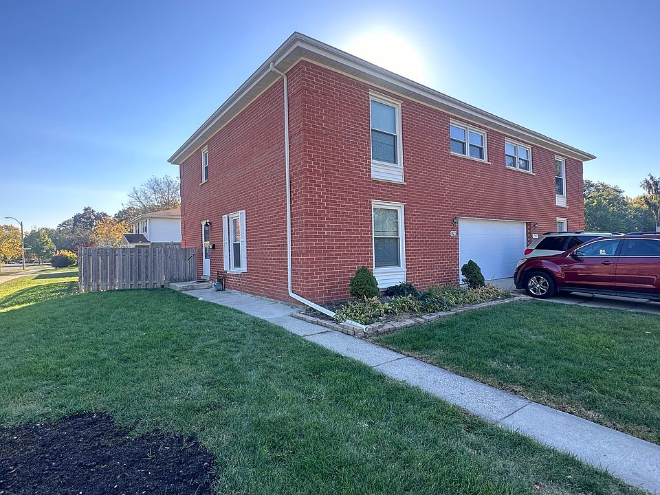 FRONT VIEW OF THE DUPLEX HOUSE