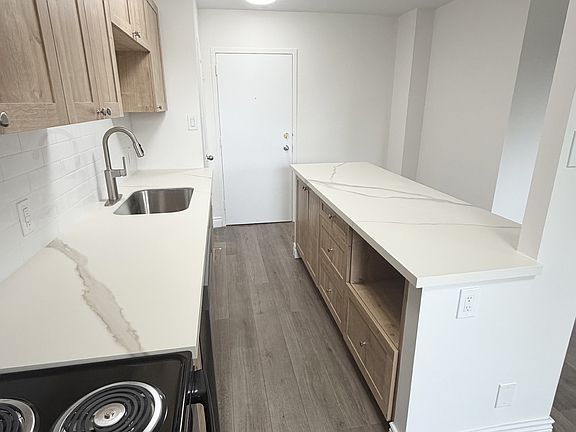 4th image of 105 Winlane Dr #101