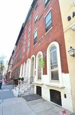 1734 Spruce St #2R — Photo 1