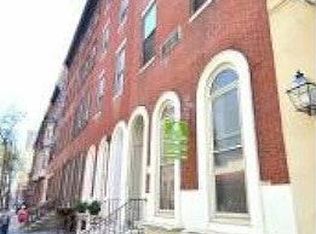 1734 Spruce St APT 2R, Philadelphia, PA 19103