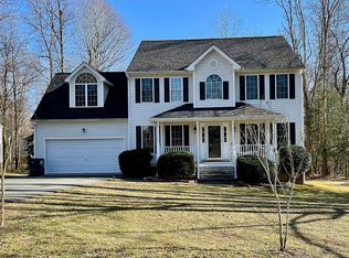 12201 Swift Crossing Dr, Midlothian, VA 23112