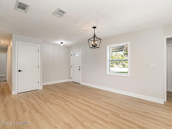4th image of 1735 N Banana River Dr