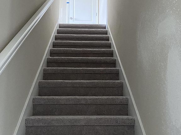 4th image of 230 Sweet Oak Way