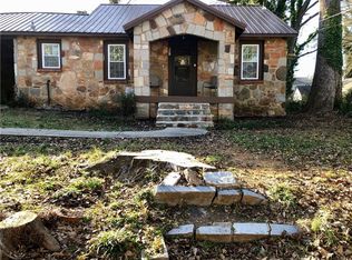 310 N Oak St, Seneca, SC 29678