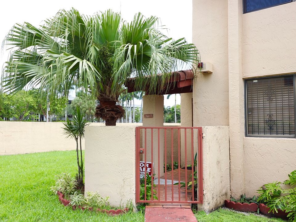 1st image of 760 NW 106th Ave Unit 7