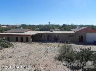 10040 E Lurlene Dr, Tucson, AZ 85730