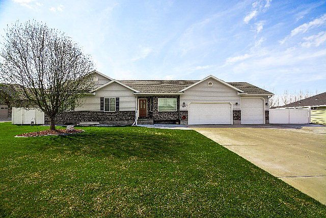1st image of 2221 S Stafford Cir
