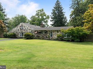 4761 Yates Rd, Bensalem, PA 19020