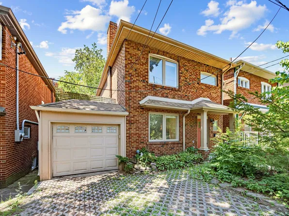 246 Ellis Ave, Toronto, ON M6S 2X2