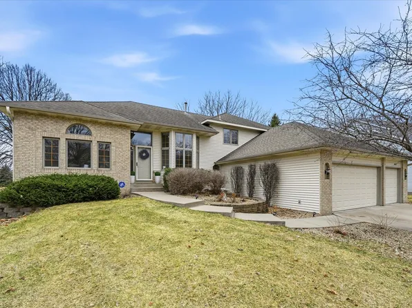 9025 Windsor Ter N, Brooklyn Park, MN 55443