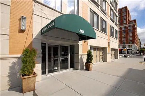 Sold by Warburg | media 3
