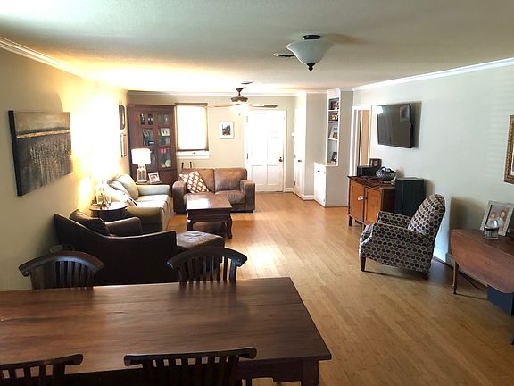 Plenty of Dining Space